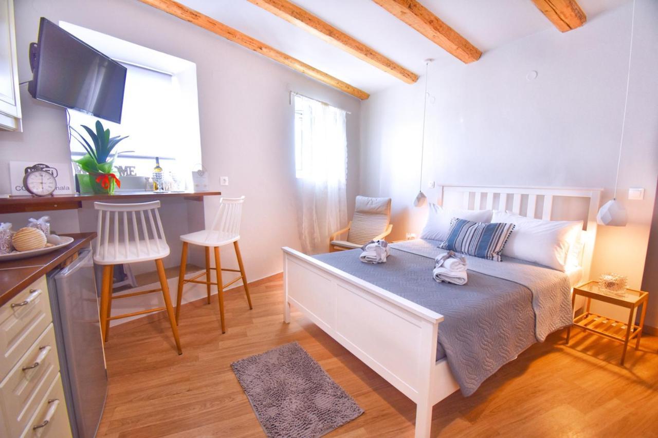 Mouragia Seaside Ground Floor Studio Corfu  Ngoại thất bức ảnh